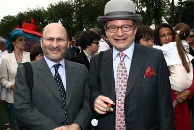 Chanel tăng cấp số nhân khi công bố tài sản